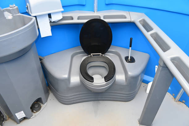 Portable Toilet Options We Offer in Teviston, CA
